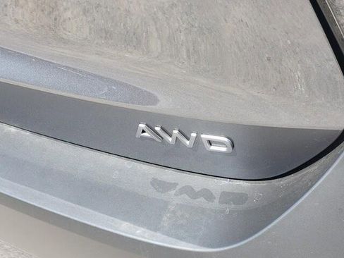 New 2025 Nissan Kicks SV w/ SV Premium Package image 6