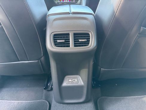 Used 2023 Buick Envision Essence FWD image 27