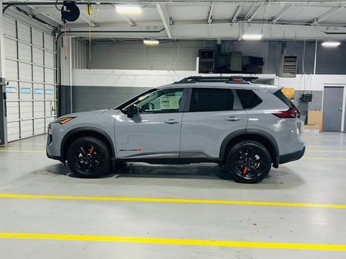 New 2026 Nissan Rogue SV AWD/4WD image 12