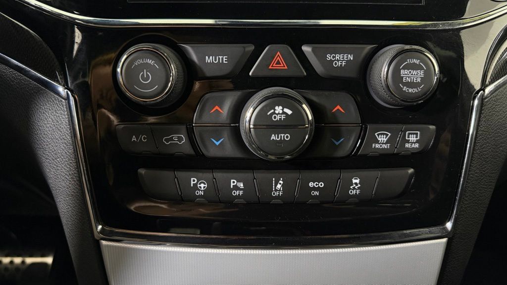 Used 2020 Jeep Grand Cherokee SRT AWD/4WD image 24