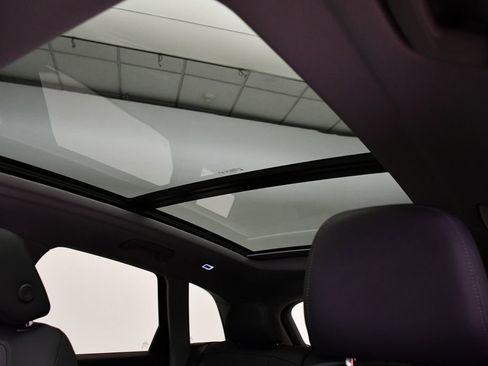 Used 2025 Audi Q5 Premium w/ Convenience Package image 17