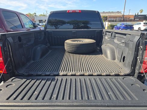 Used 2017 Chevrolet Silverado 1500 LT w/ Max Trailering Package RWD image 6