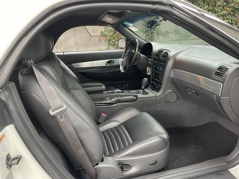 Used 2002 Ford Thunderbird image 11