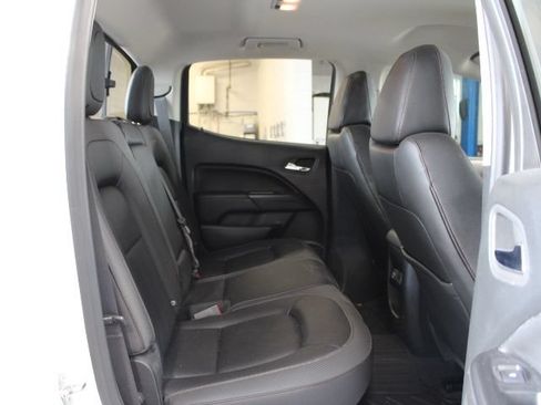 Used 2022 GMC Canyon AT4 w/ Trailering Package AWD/4WD image 17