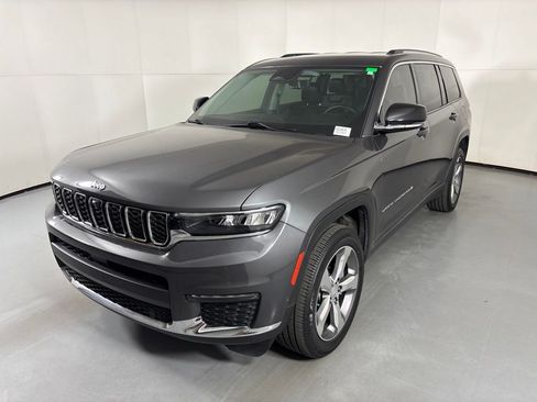 Used 2021 Jeep Grand Cherokee L Limited w/ Luxury Tech Group II AWD/4WD image 4