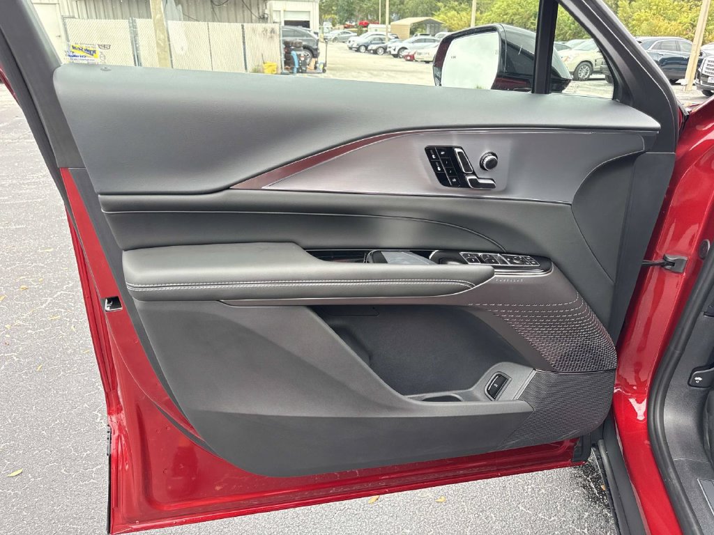 New 2027 Cadillac Lyriq Sport RWD image 18
