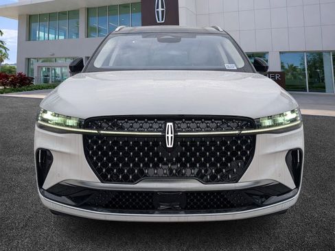 New 2026 Lincoln Nautilus Black Label AWD/4WD image 2