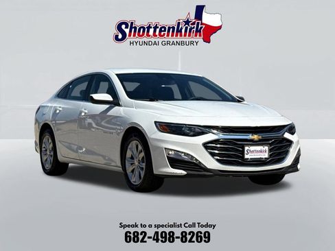 Used 2023 Chevrolet Malibu LT FWD image 3