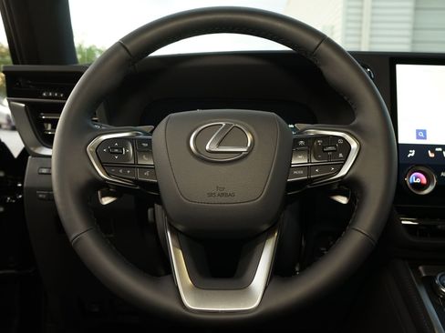 Used 2026 Lexus GX 550 AWD/4WD image 6