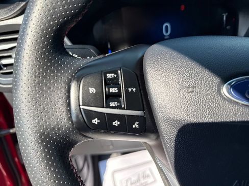Used 2025 Ford Escape ST-Line AWD/4WD image 24