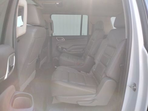 Used 2019 GMC Yukon XL Denali w/ Open Road Package image 28