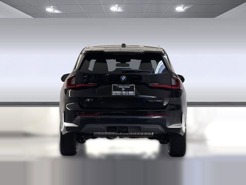 Used 2026 BMW X1 xDrive28i w/ Convenience Package image 9