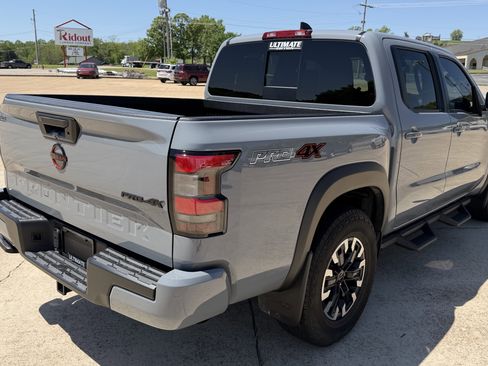 Used 2024 Nissan Frontier PRO-4X w/ Off-Road Protection Package AWD/4WD image 10