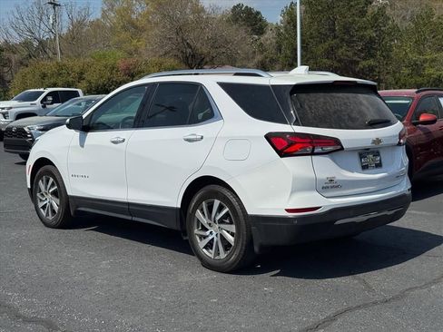 Used 2023 Chevrolet Equinox Premier image 5