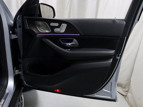 Certified 2025 Mercedes-Benz GLE 450 4MATIC image 36