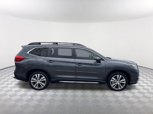 Used 2022 Subaru Ascent Limited w/ Technology Package AWD/4WD image 4