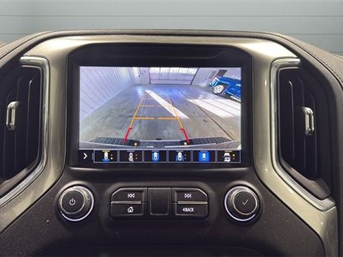 Used 2021 Chevrolet Silverado 3500 LTZ w/ LTZ Premium Package image 9