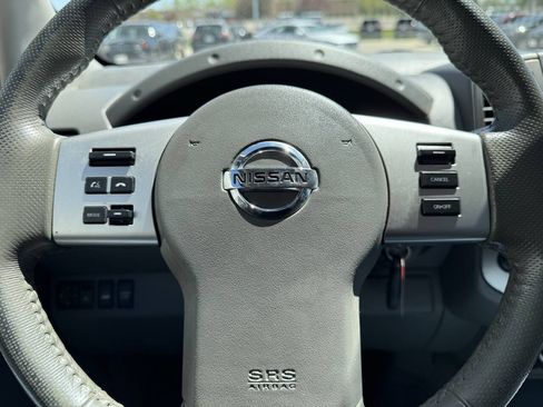 Used 2019 Nissan Frontier SL AWD/4WD image 22