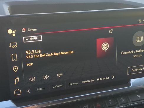 Used 2023 GMC Sierra 1500 Elevation w/ Preferred Package image 22