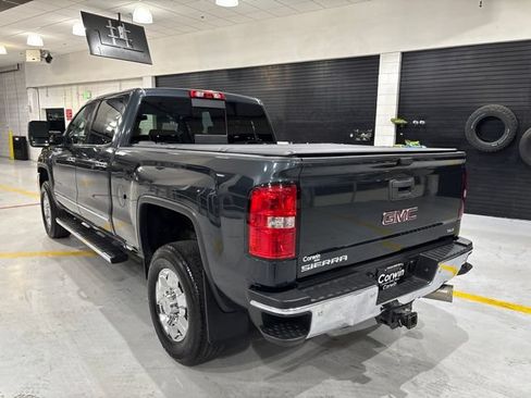 Used 2018 GMC Sierra 2500 SLT w/ Duramax Plus Package AWD/4WD image 6