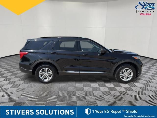 Used 2021 Ford Explorer XLT AWD/4WD image 5