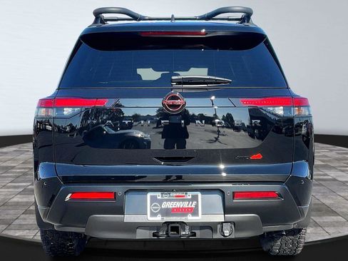New 2026 Nissan Pathfinder Rock Creek w/ Rock Creek Premium Package AWD/4WD image 5