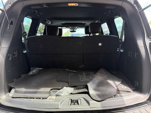 Used 2023 Nissan Armada Platinum w/ Captain's Chairs Package AWD/4WD image 11