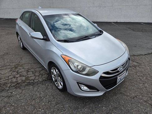 Used 2013 Hyundai Elantra GT w/ Touch & Go Pkg image 8