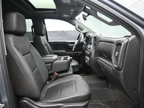 Used 2019 Chevrolet Silverado 1500 LT w/ All-Star Edition image 31