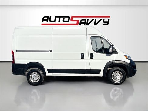 Used 2024 RAM ProMaster 1500 w/ Convenience Group image 8