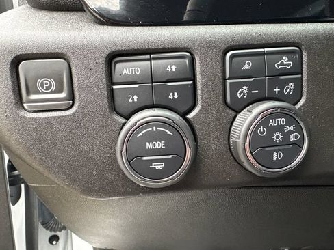 Certified 2024 Chevrolet Silverado 1500 RST AWD/4WD image 24