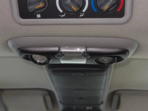 Used 1993 Chevrolet Suburban 4WD image 21
