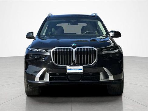 Used 2025 BMW X7 xDrive40i AWD/4WD image 8