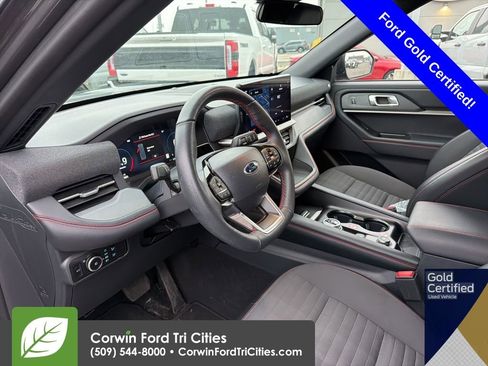 Used 2025 Ford Explorer ST-Line image 14