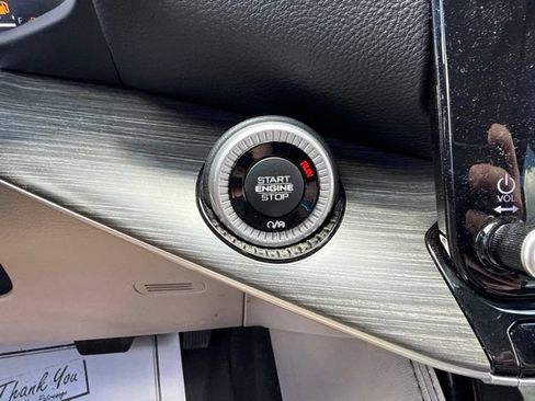 Used 2023 Jeep Wagoneer Series II w/ Premium Group I AWD/4WD image 46