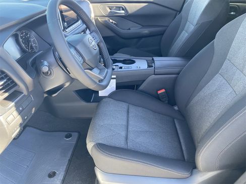 New 2026 Nissan Rogue SV image 20