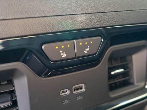 New 2026 GMC Sierra 1500 AT4X image 15