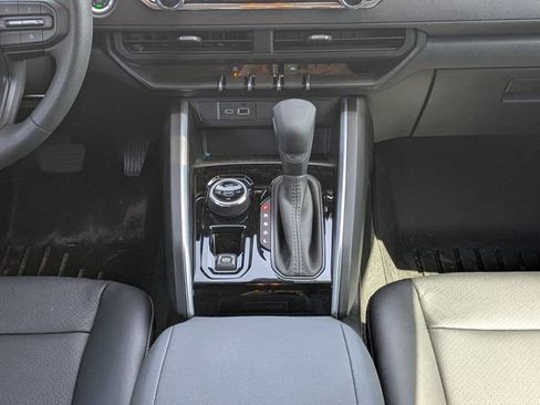 Used 2026 Chevrolet Colorado Trail Boss image 19