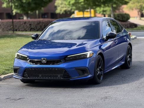 Used 2022 Honda Civic Sport image 2