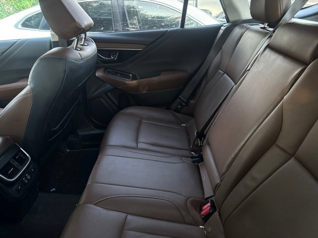 Used 2023 Subaru Outback Touring AWD/4WD image 14