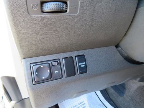 Used 2012 Nissan Frontier PRO-4X image 10