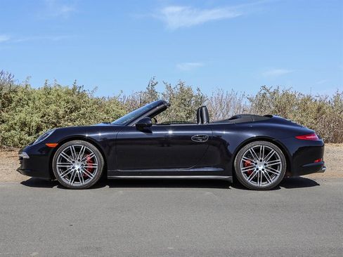 Used 2015 Porsche 911 Carrera 4S AWD/4WD image 3