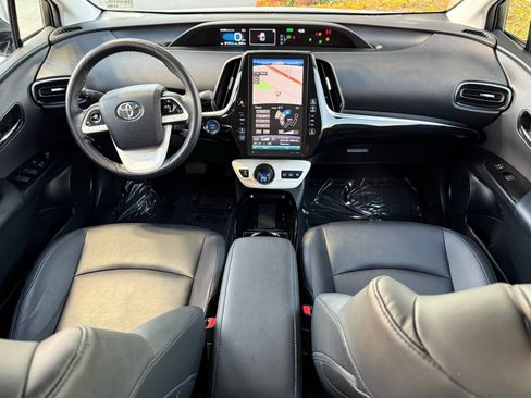 Used 2019 Toyota Prius Prime Plus image 22