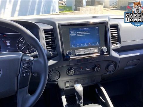 Used 2022 Nissan Frontier S w/ Technology Package RWD image 6