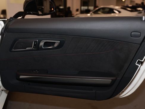 Used 2018 Mercedes-Benz AMG GT C w/ AMG Exterior Night Package image 16