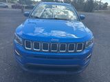 Used 2019 Jeep Compass Latitude image 2