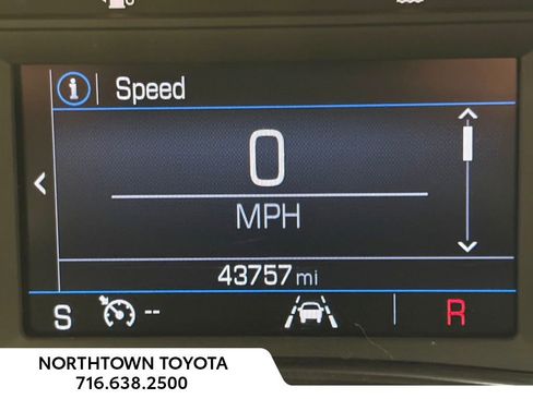 Used 2024 GMC Terrain SLE image 31