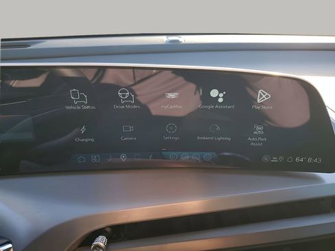 New 2026 Cadillac Vistiq Sport w/ LPO, Floor Liner Package image 39