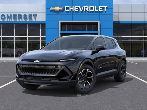 New 2026 Chevrolet Equinox EV LT image 6
