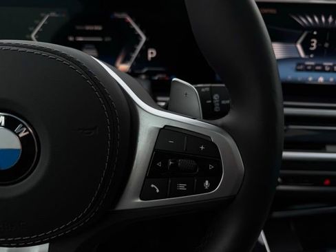 Used 2026 BMW X7 xDrive40i w/ M Sport Package image 33